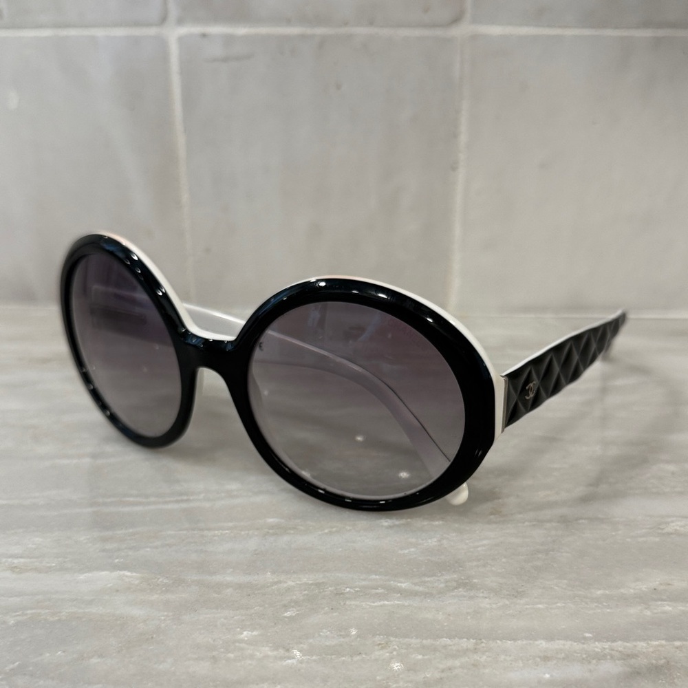 CHANEL Black and White Round Sunglasses